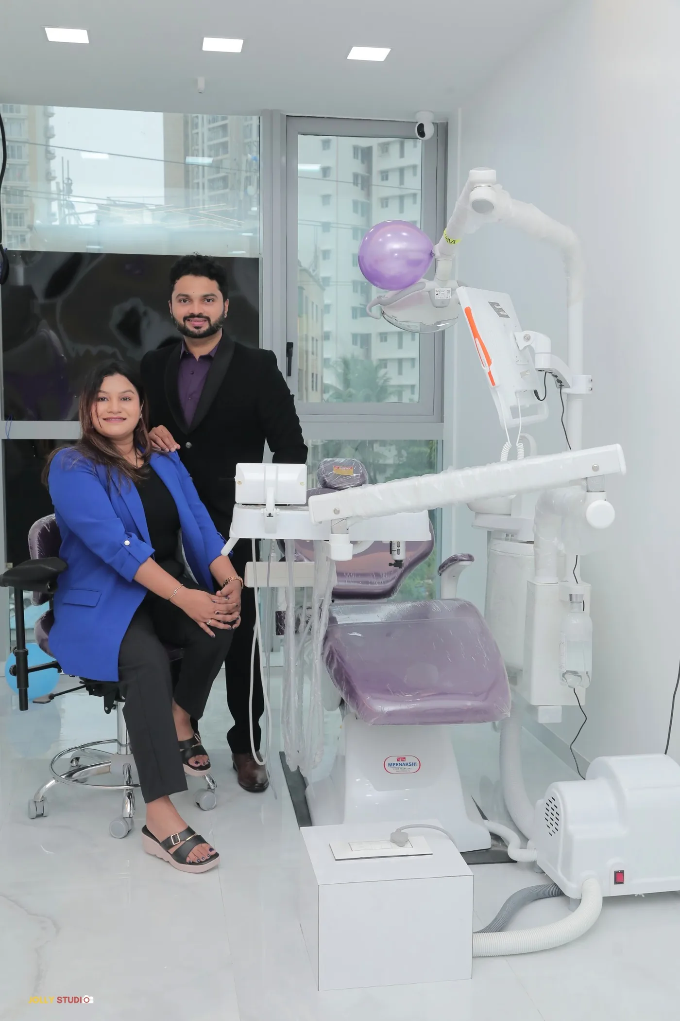 Dr. Abhijit and Dr. Sonali Shanbhag, co-founders of Align-O-Dent, Mulund